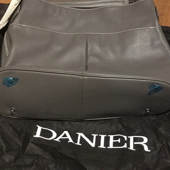 NWT Danier quality durable pebble leather grey tote work college travel bag - Picture 2 of 16